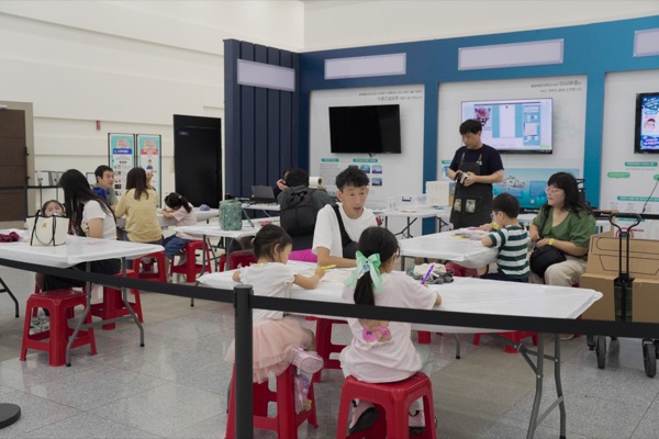 (재)부산테크노파크 신발인가배AtoZ — AI 뚝딱! 나만의 에코백 만들기