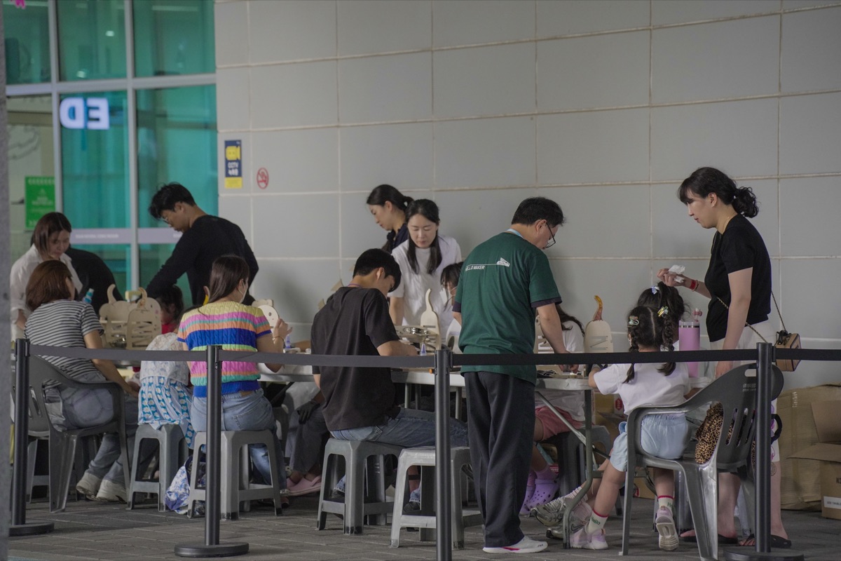 국립과천과학관 창작공방의 작품 반려동물 목재 식탁 만들기